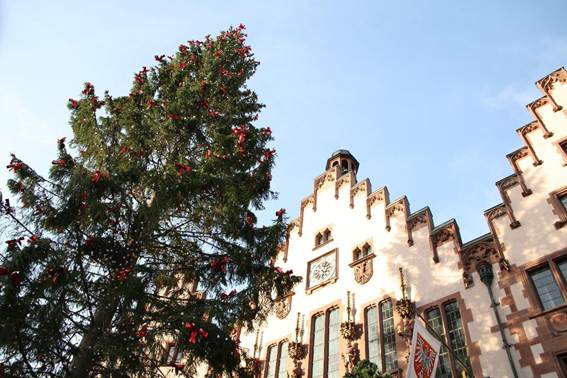 建物と木
AI 生成コンテンツは誤りを含む可能性があります。