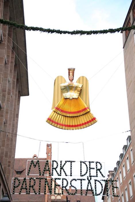 建物, ベッド, テーブル が含まれている画像
AI 生成コンテンツは誤りを含む可能性があります。